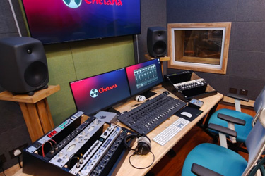 professional digital recording and 7.1 film mixing sound recording studio