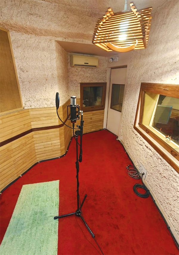 vocal booth for music sudio